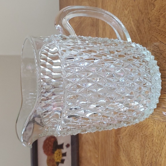 Indiana Glass Diamond Point Pitcher 🖤 - Picture 4 of 9